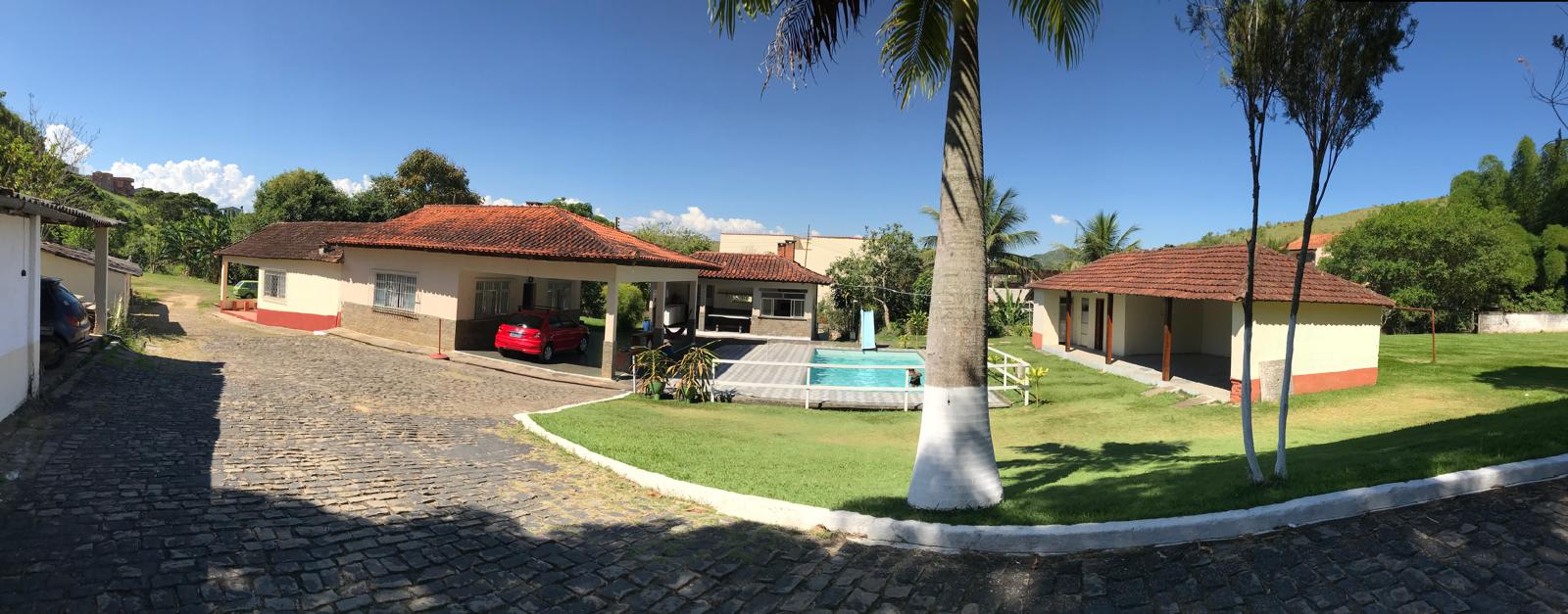 Vista panorâmica do terreno de 10.000 m² em Valença RJ — Chácara Recanto do Padre Tomás, Cambota